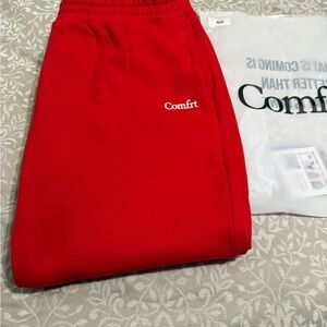 Comfrt Men's Red Sweatpants